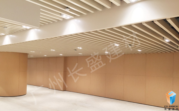 地下车库木纹铝蜂窝板隔墙 地下车库木纹铝蜂窝板隔墙